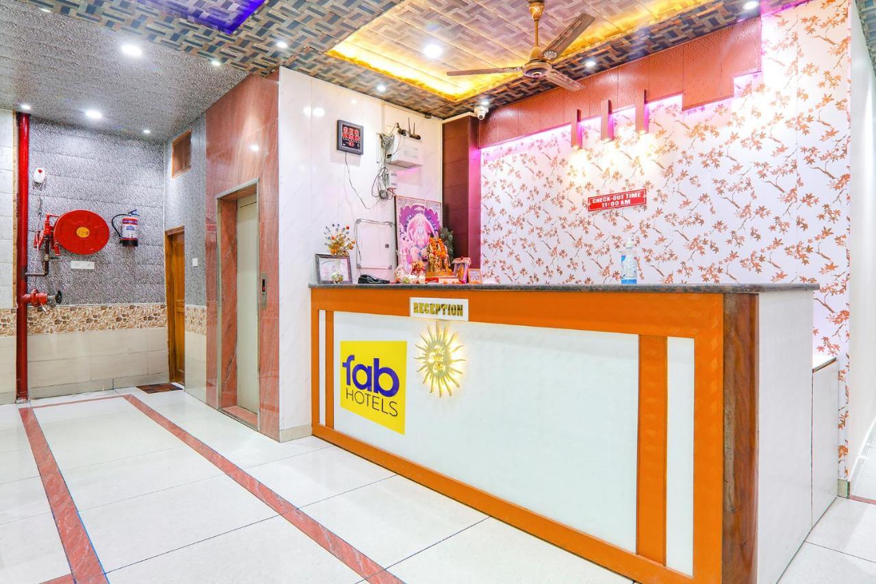 Capital O 64299 Hotel Suncity Juhi Bari المظهر الخارجي الصورة